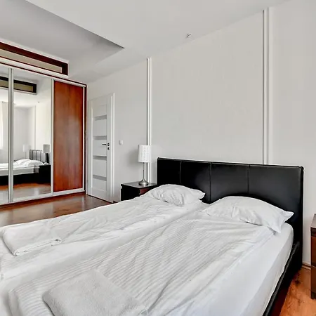 Apartmán Neptun Park Z Tarasem *